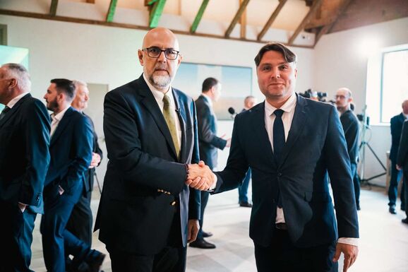 Felvidéki köszönet az erdélyi kiállásért  