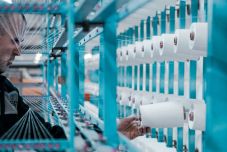 Elárverezik a több mint 50 éves textilgyárat