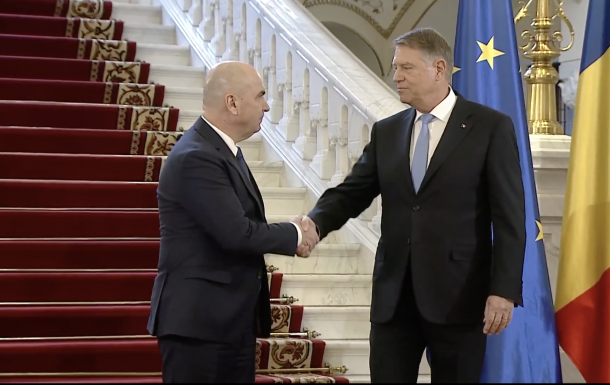 Hivatalosan is átvette az ügyvivő államfői tisztséget Ilie Bolojan 