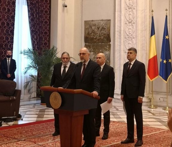 Egyeztetnek a koalíciós vezetők az államelnök-váltás előtt