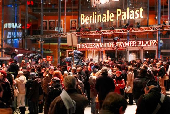 Kezdődik a 75. Berlinale - Három magyar produkció is bemutatkozik