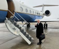 Orosz-ukrán háború: Európába érkezik Trump megbízottja