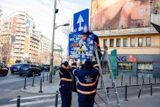 Eltüntetik a fasiszta és neolegionárius jelképeket Bukarest utcáiról