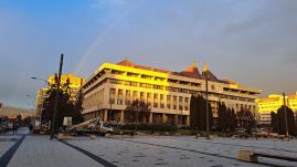 Kezdődnek Hargita Megye Tanácsának épületfelújításai – sok intézmény költözik