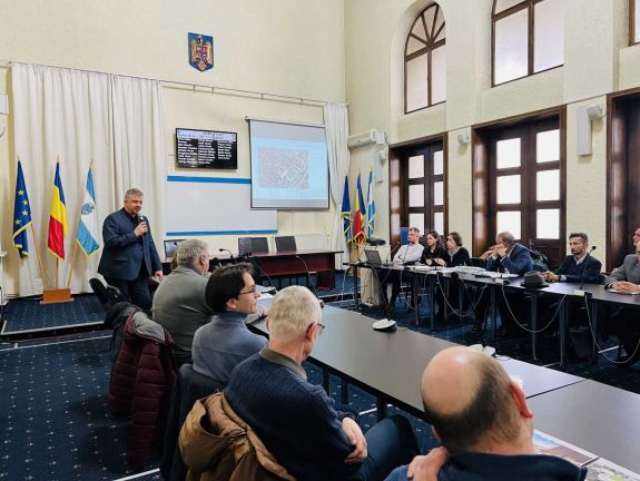 Parázs vita alakult ki a marosvásárhelyi parkolóház kapcsán