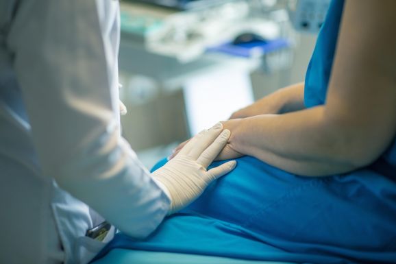 Rákbetegeknek nyújt anyagi támogatást egy háromszéki település