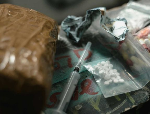 Jóváhagyták a miniszterelnöki kancellária új drogellenes ügynökségének működési szabályzatát