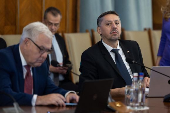 Ezt üzeni Daniel David oktatási miniszter a román érettségire készülő magyar diákoknak (INTERJÚ)