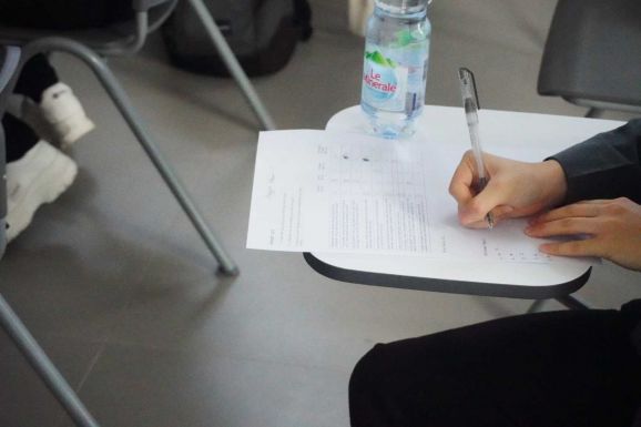 Folytatódnak az érettségi kompetenciavizsgái: idegen nyelvből vizsgáznak a diákok