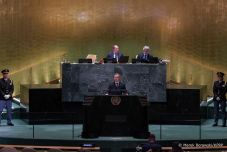 Utcai tüntetésekre buzdít a lengyel elnök és Romániával példálózik