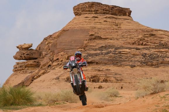 Még meg sem kezdődött a Dakar, máris kalandos Gyenes Emánuel versenye (VIDEÓ)