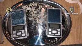 Drogkereskedelem gyanújával két fiatalt tartóztattak le Kolozsváron