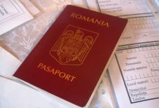 Az elektronikus útlevelet igénylő Maros megyeiek fele igényli az ingyenes házhozszállítást