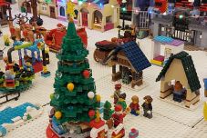 LEGO-különlegességeket állítanak ki az Erdélyi Néprajzi Múzeumban