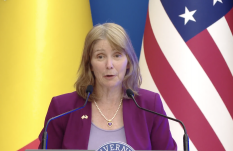 Történelmi eseménynek tartják a politikusok a vízummentességet (videó)