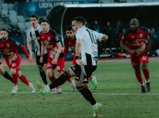 Össztűz Kovács Istvánra – még a PSD szóvője is a futballbírót támadja