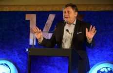 Jóváhagyta a PNL Crin Antonescu államfőjelöltségét