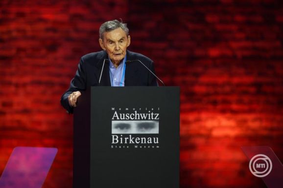 Holokauszt-emléknap - Auschwitzi túlélő: mindössze maroknyian maradtunk