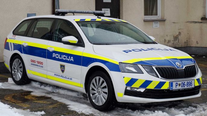 Bombafenyegetés miatt zártak be több iskolában Szlovéniában