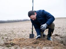 Fechet: nem tart többé „élethossziglan” az igazgatói tisztség a Romsilvánál – óriásfizetések sem lesznek