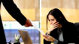 A képviselőház házbizottsága jóváhagyta a 240 állás megszüntetését