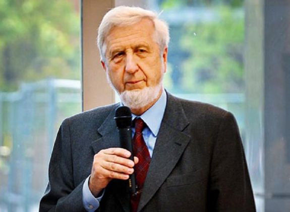 Orbán Viktor jobbulást kívánt a megtámadott Jeszenszky Gézának