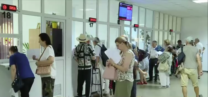 Szakszervezeti vészjelzés: leállhatnak a nyugdíjpénztárak