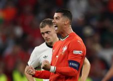 NL: fordítottak Ronaldóék a németeknél, Portugália az első döntős