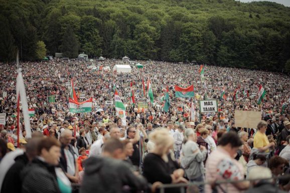 Itt követheted élőben a csíksomlyói búcsút