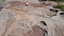 Parajdi katasztrófa: megszínezik a sóbányában lévő vizet