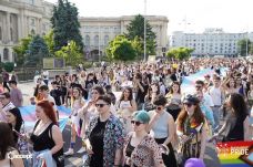 Bukarest Pride: tojással akarták megdobálni a résztvevőket – közbelépett a csendőrség