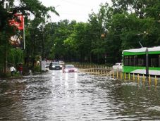 Hatalmas vihar okozott fennakadásokat Bukarestben és a környékén