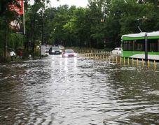 Fechet: A romániai városok nincsenek felkészülve a heves esőzésekre