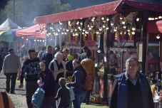 Mennyi, de mennyi Románia…