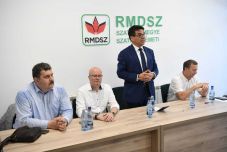 Pataki Csaba: Ne legyen érvénytelen erdélyi szavazat!