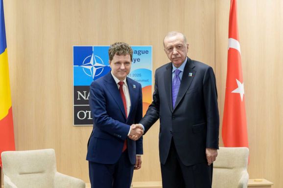Stratégiai partnerségről és együttműködésről tárgyalt Nicușor Dan a török elnökkel