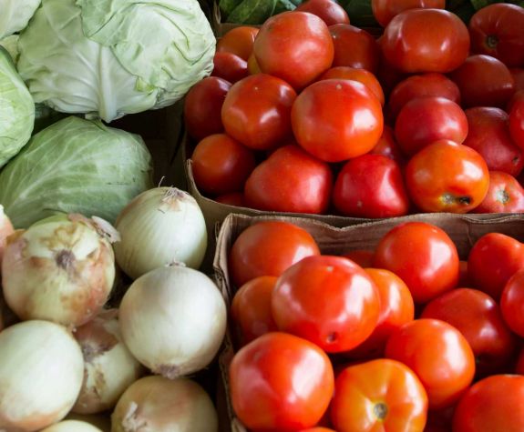 Laborvizsgálat: kilenc román paradicsomból csak egy vegyszerektől mentes  