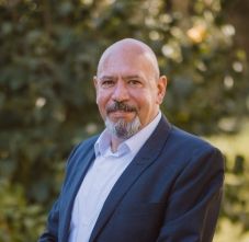 Markó Attila: 101 hónap –„Nem csak egy ember története, egy egész közösség lelkiismerete”