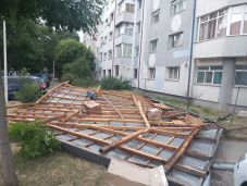 Pusztított a vihar, a légiközlekedést is megzavarta