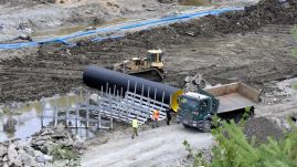 Parajd: Lassan haladnak a hegesztésekkel 