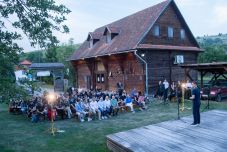 Irodalom, hit és közösség – Tizenöt éves a Székelyföldi Varga Sándor Verstábor