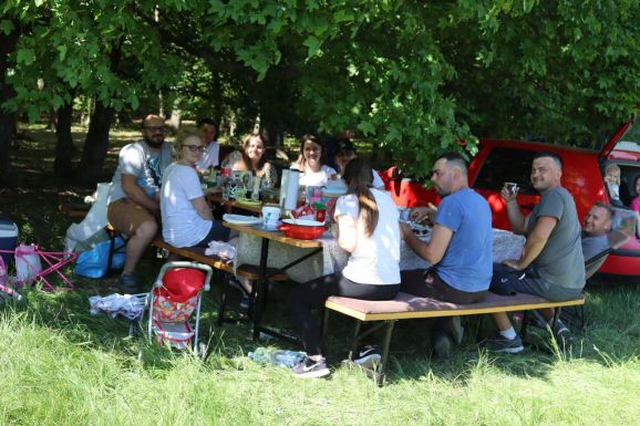 Szilágyperecsen: a májusfát néhány esetben csusznya kóró váltotta fel