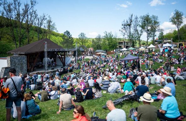 Újra régi fényében tündökölt a székelyudvarhelyi majális
