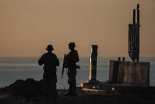 Tammy Bruce: nem fogjuk körberepkedni a Földet, hogy béketárgyalást közvetítsünk