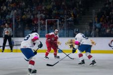 Brit győzelemmel zárult a sepsiszentgyörgyi hokiünnep