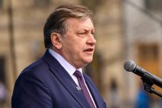 Crin Antonescu elismerte a vereségét