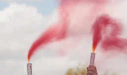 Rózsaszín füst szállt fel a Vatikán közelében