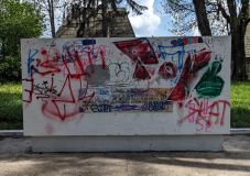 Megrongálták Csíkszereda hősi katonai temetőjének emlékművét