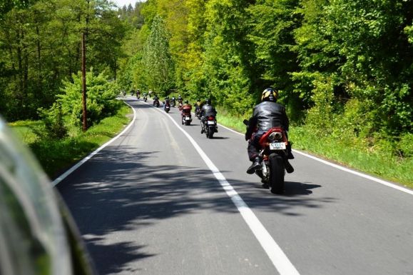 Összefogtak a hazai motorosok: szombaton országos felvonulást szerveznek