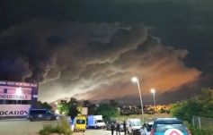 Több mint 160 000 ember rekedt az otthonában egy mérgező klórfelhő miatt